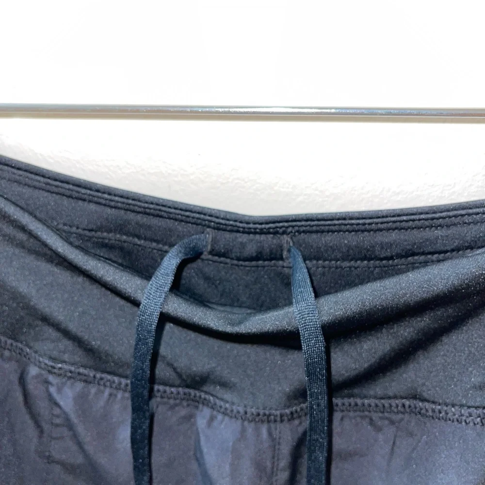 Nike running shorts Size XS - Picture 3 of 4